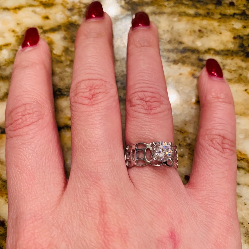 Lucky engagement ring size 5. Sale 4 today